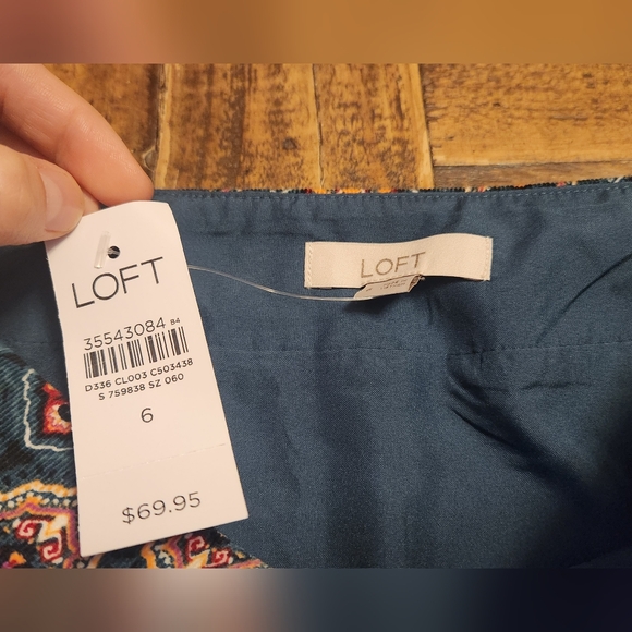 Loft Brushed Corduroy Shift Skirt Size 6 - Picture 8 of 13